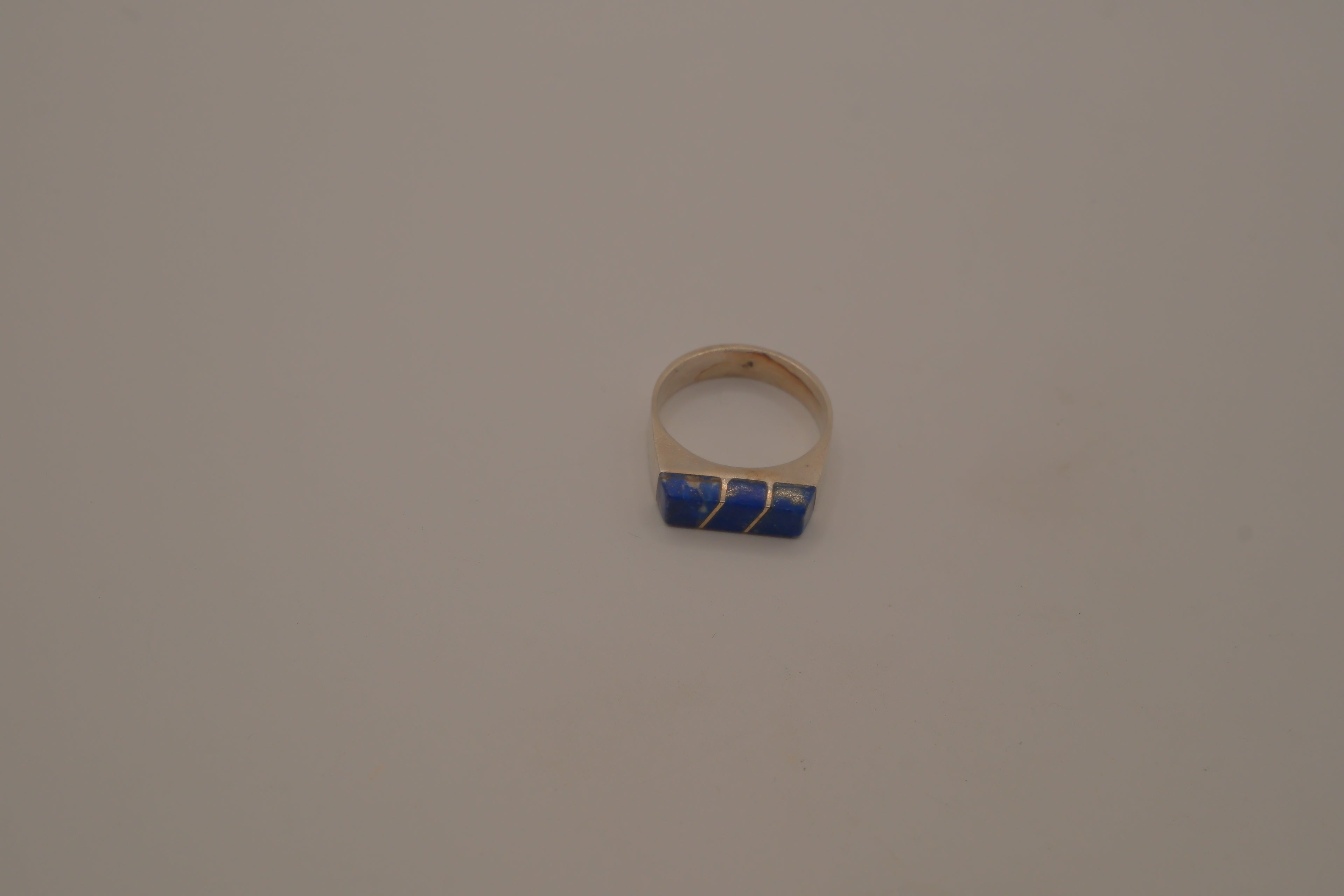 Sterling silver lapis lazuli geometric ring