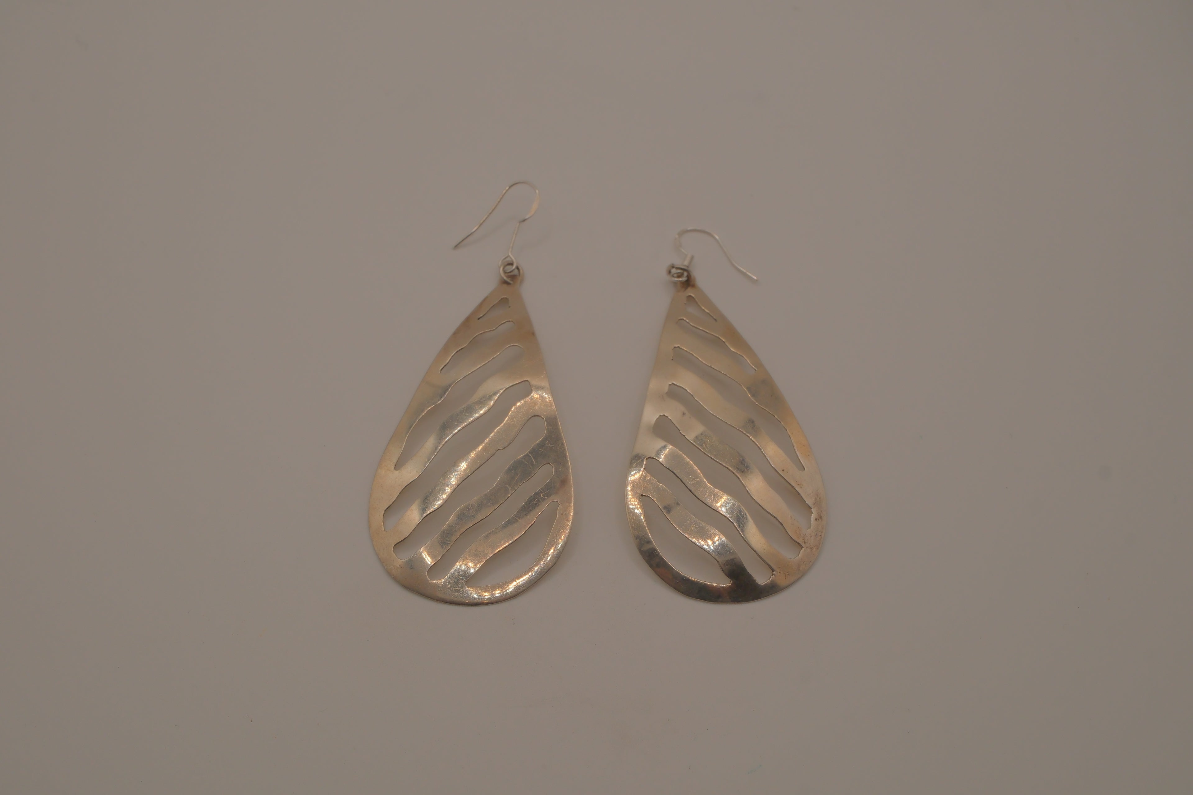 Vintage Sterling silver teardrop dangle earrings