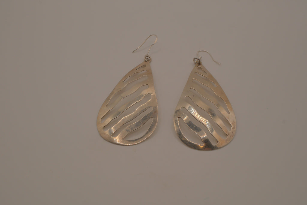 Vintage Sterling silver teardrop dangle earrings