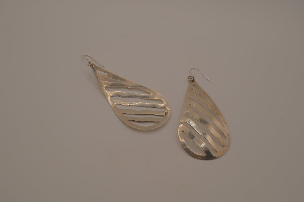 Vintage Sterling silver teardrop dangle earrings