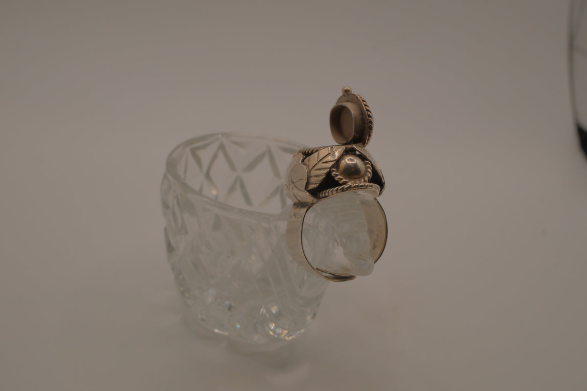 Vintage Mexico sterling silver poison ring