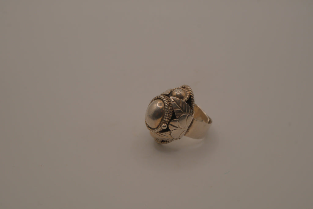 Vintage Mexico sterling silver poison ring