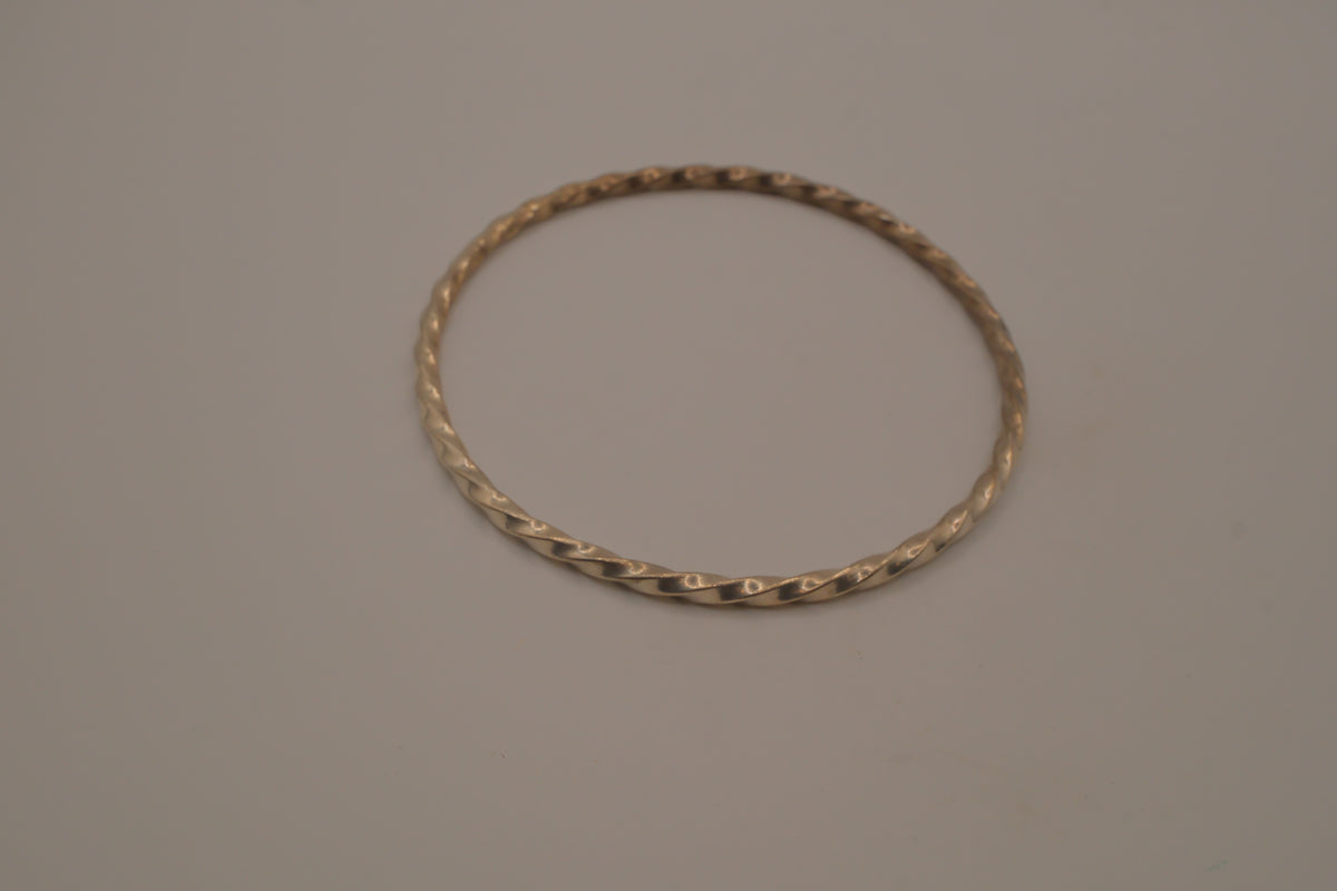 Vintage sterling silver twisted rope design bangle bracelet