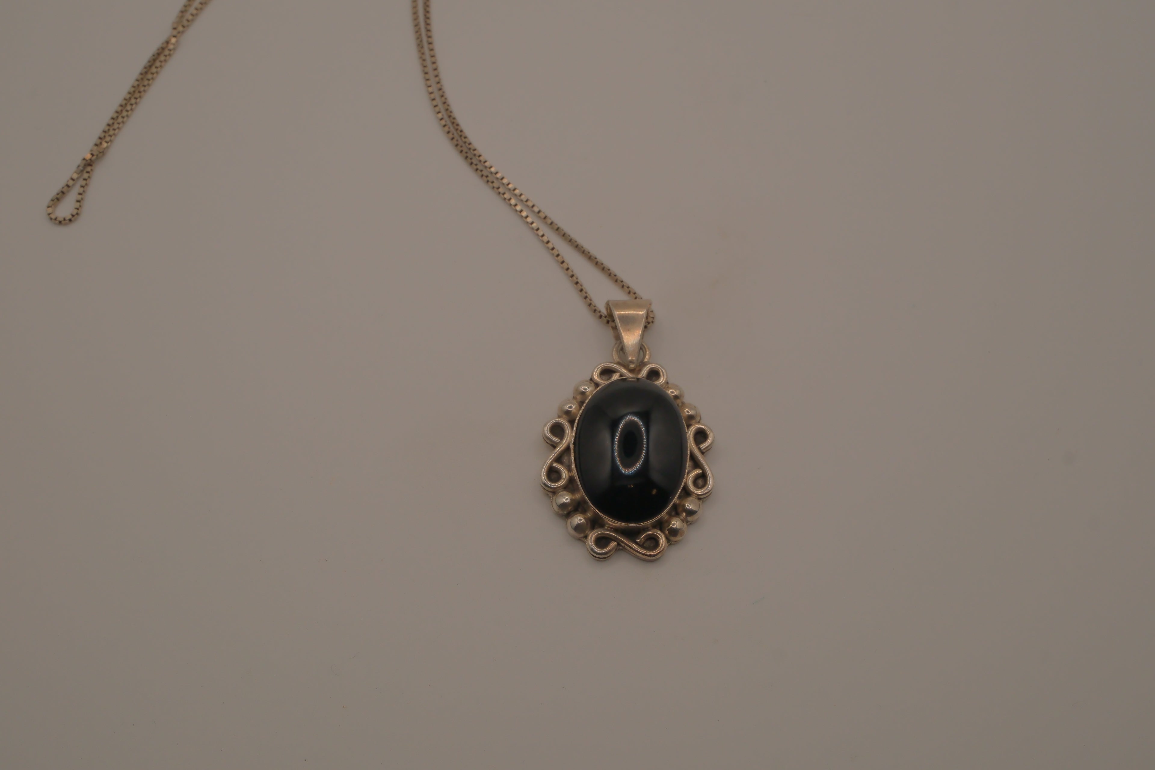 Vintage Mexican sterling silver black onyx pendant necklace