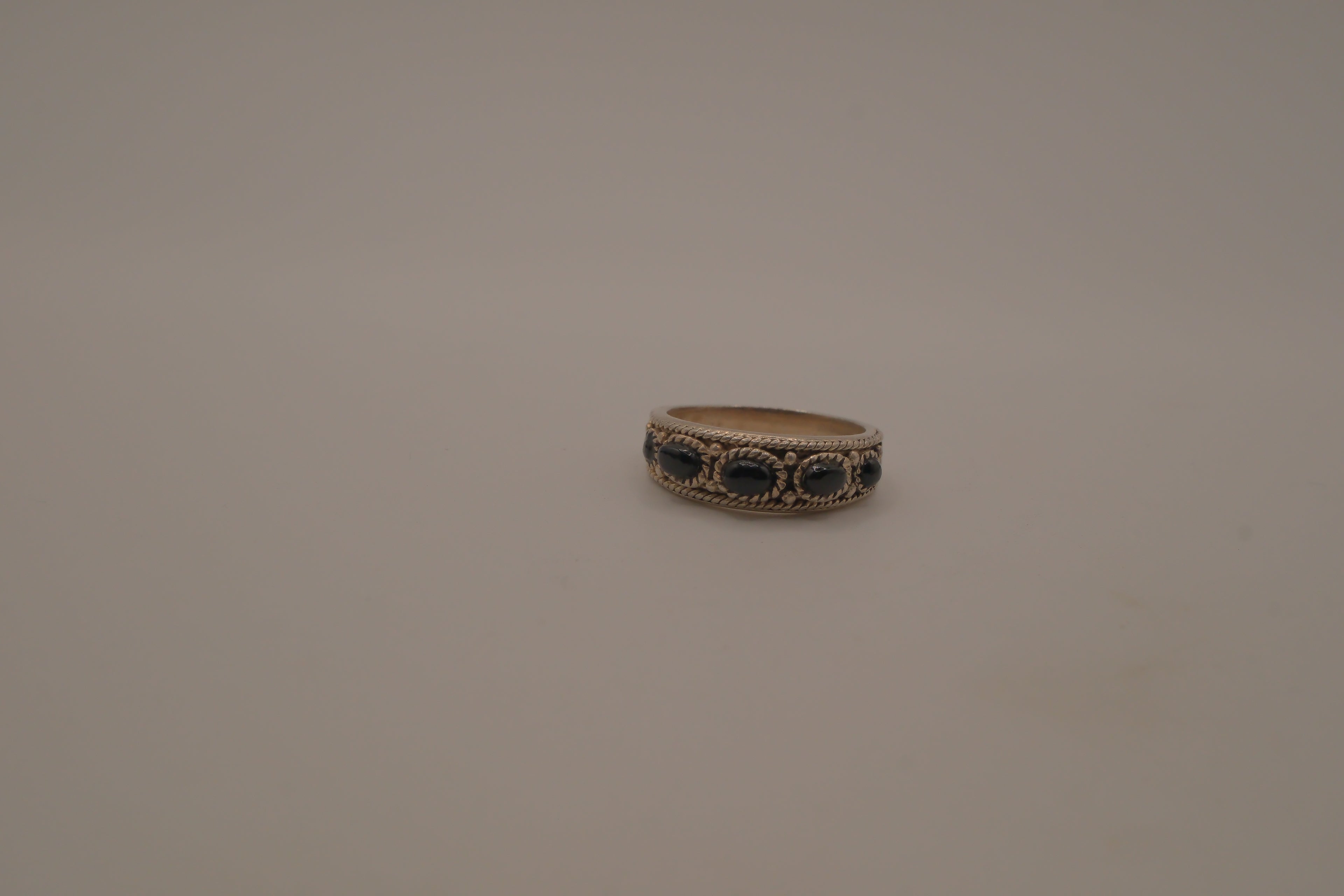 Vintage sterling silver Black Onyx ring