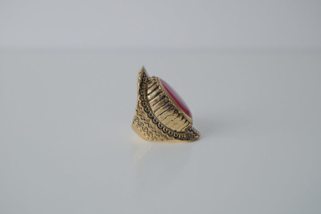 Vintage Gold Magenta Stone Ring