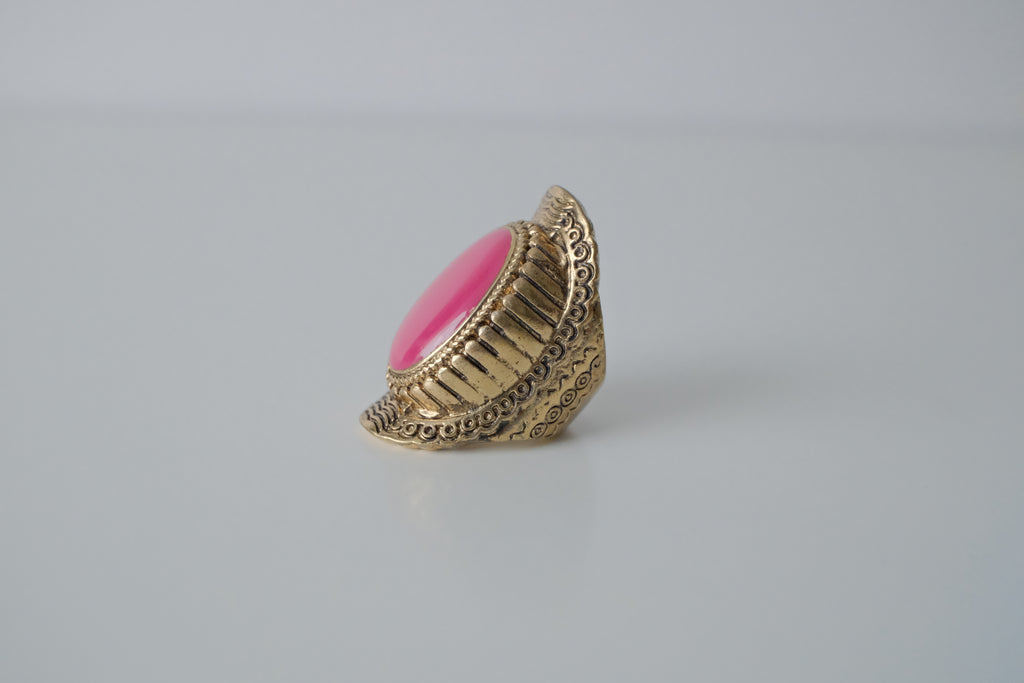 Vintage Gold Magenta Stone Ring