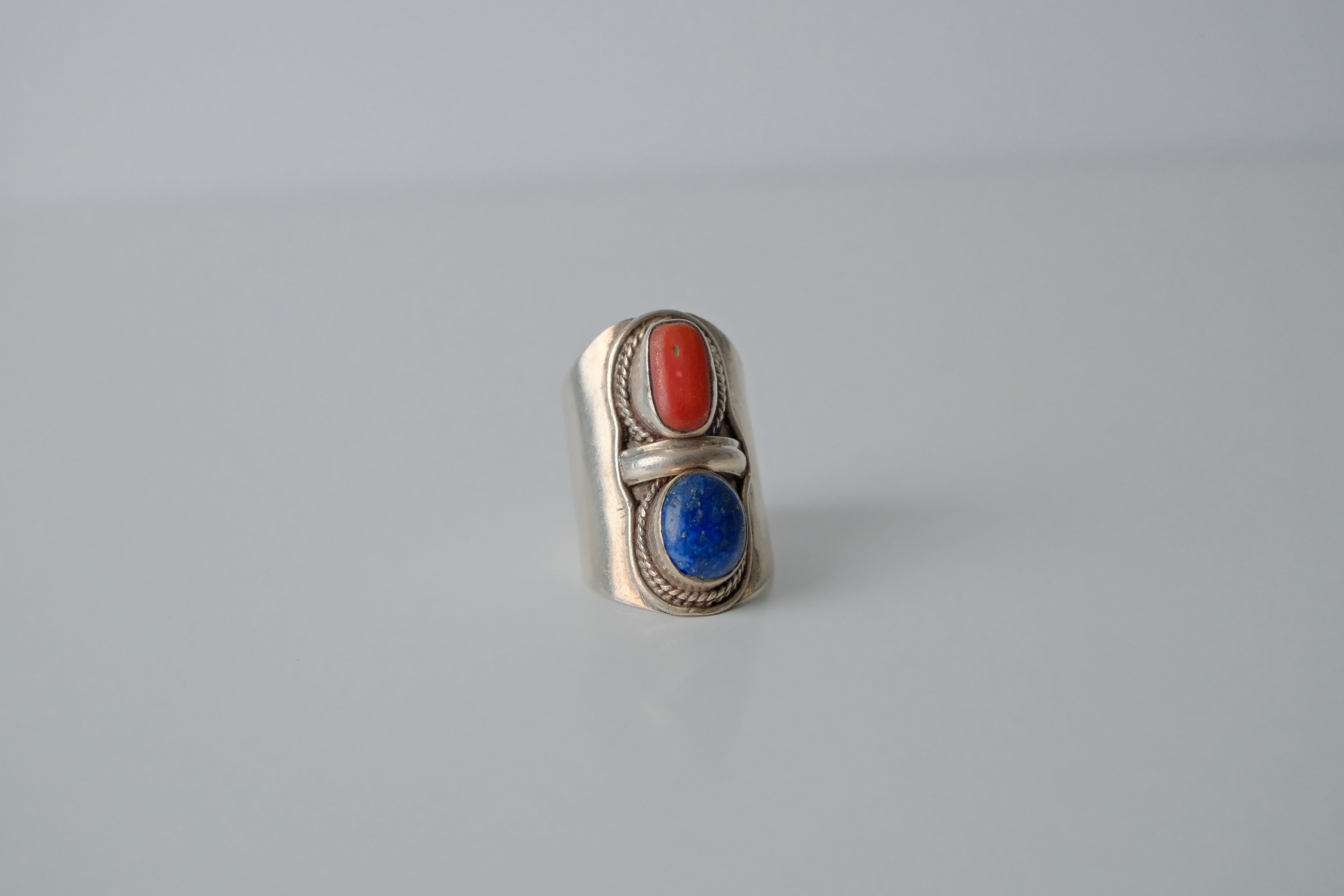 Vintage Sterling Silver Lapiz Lazuli and Coral Ring