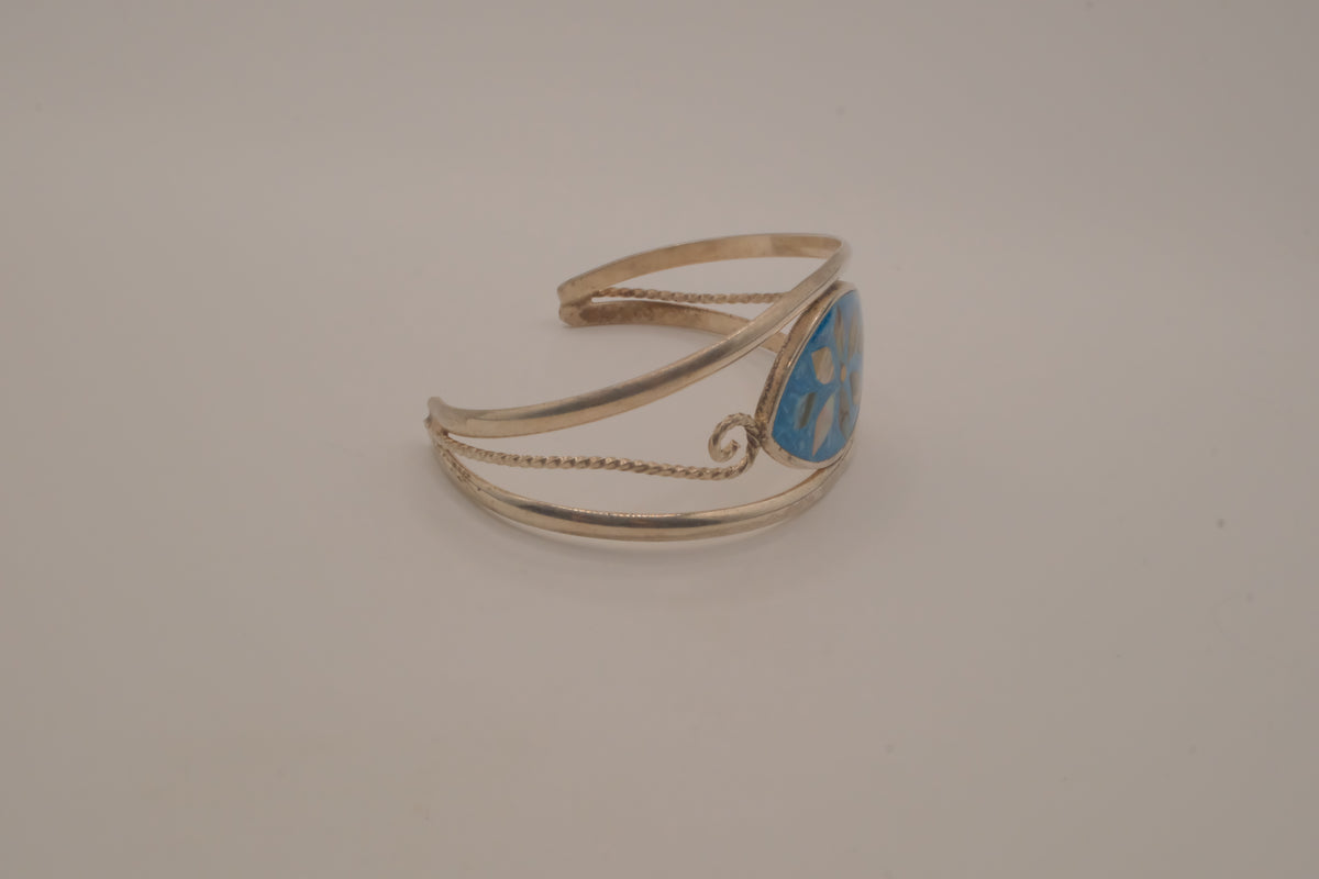 Vintage Mexican Alpaca silver Blue flower cuff bracelet
