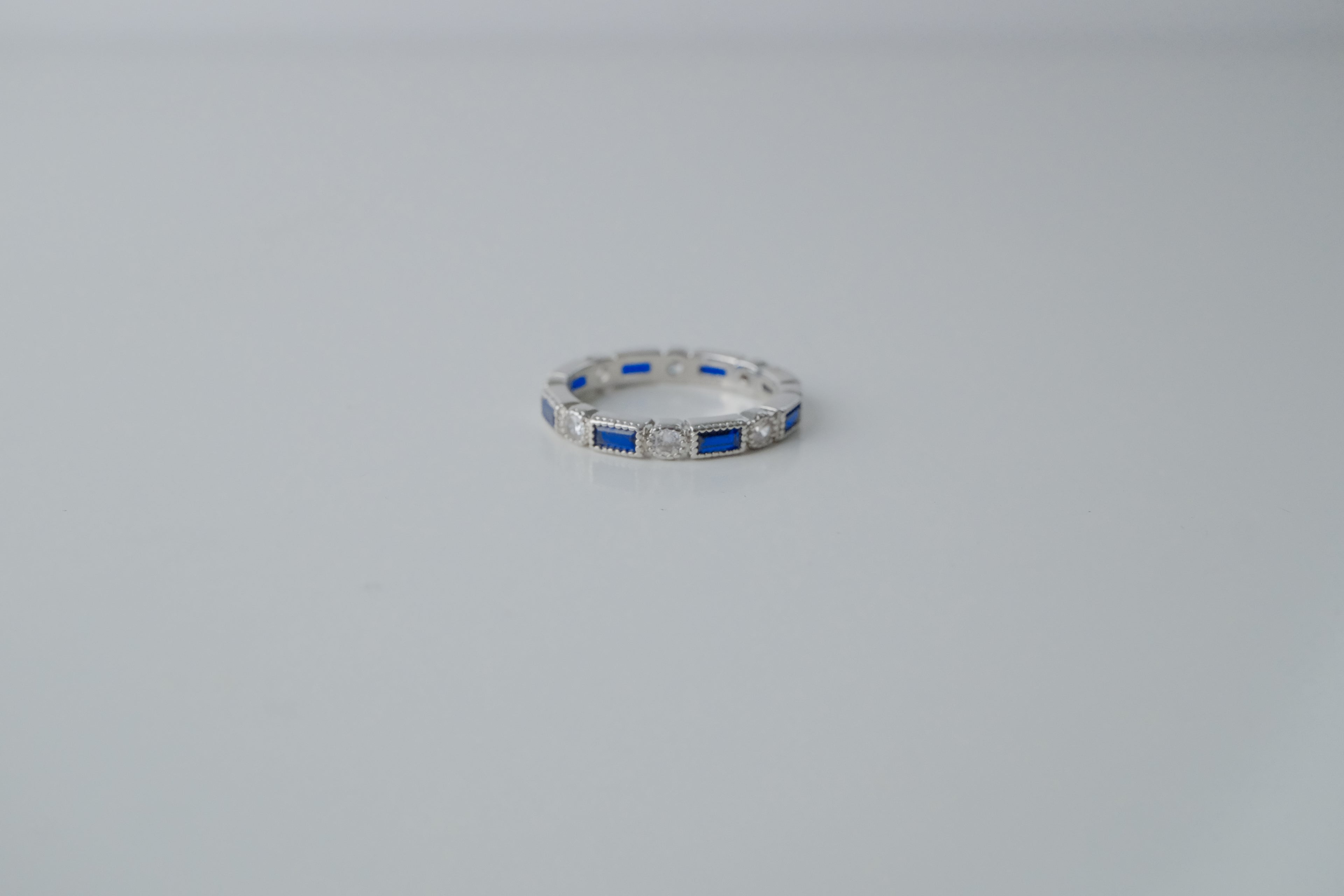 Vintage Sterling Silver Blue Sapphire Ring