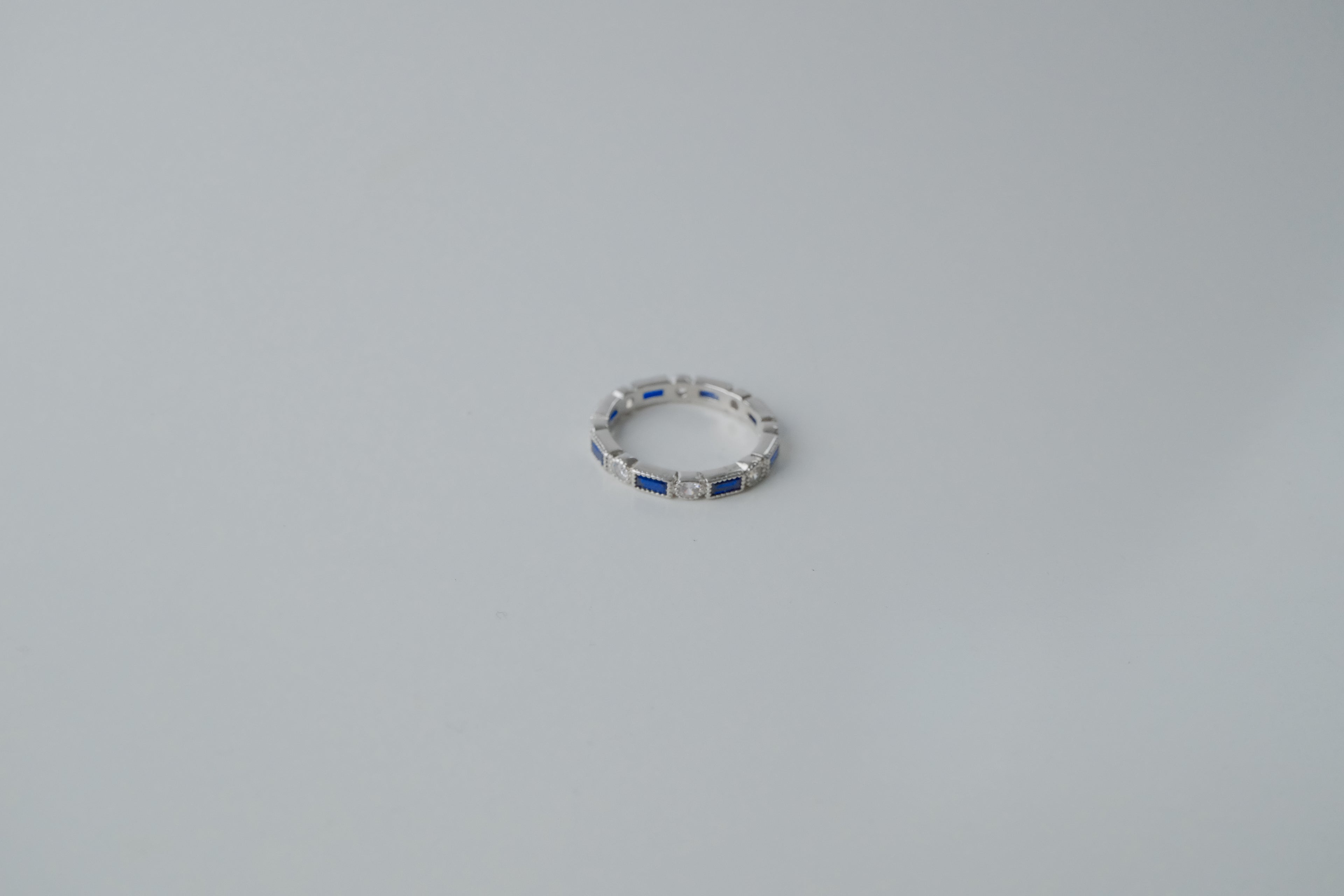 Vintage Sterling Silver Blue Sapphire Ring