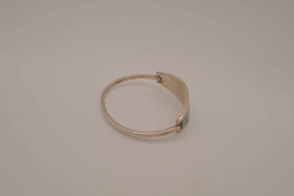 Vintage Mexico Alpaca silver Green flowers hinged bangle bracelet