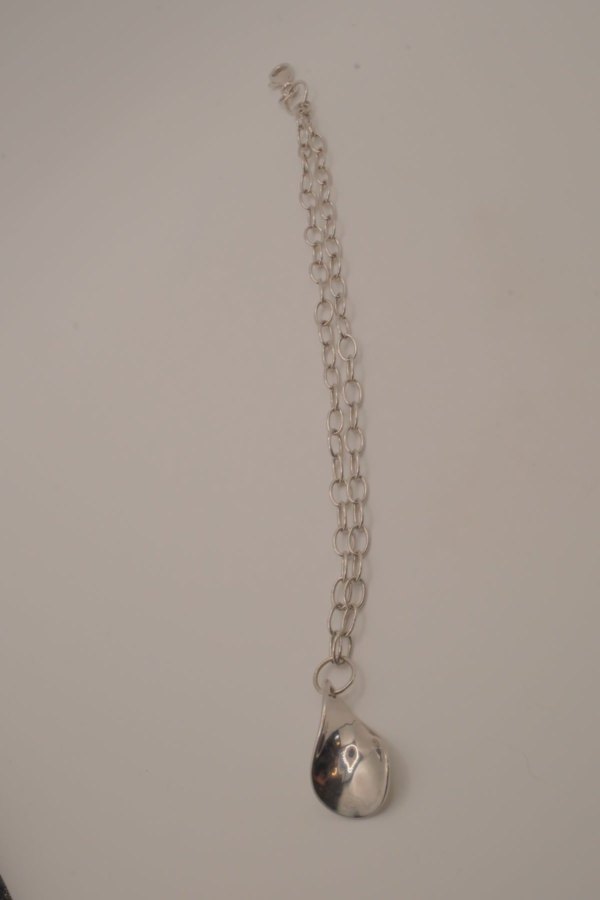 Elle sterling silver teardrop charm bracelet&nbsp;