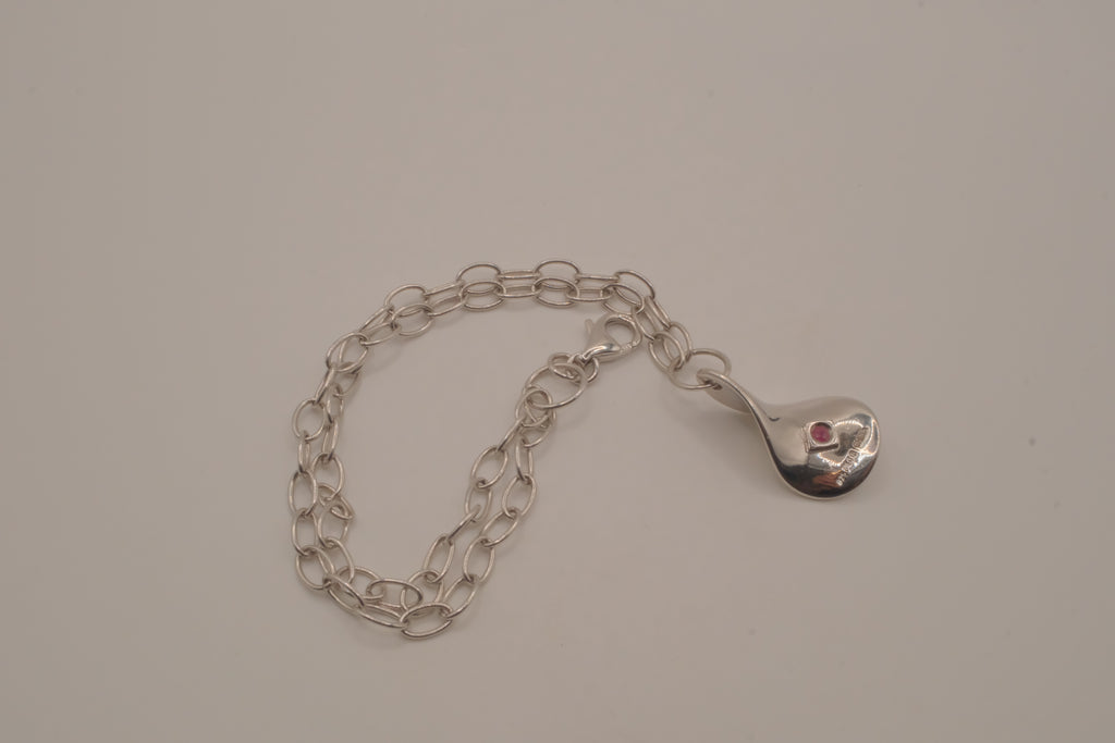 Elle sterling silver teardrop charm bracelet&nbsp;