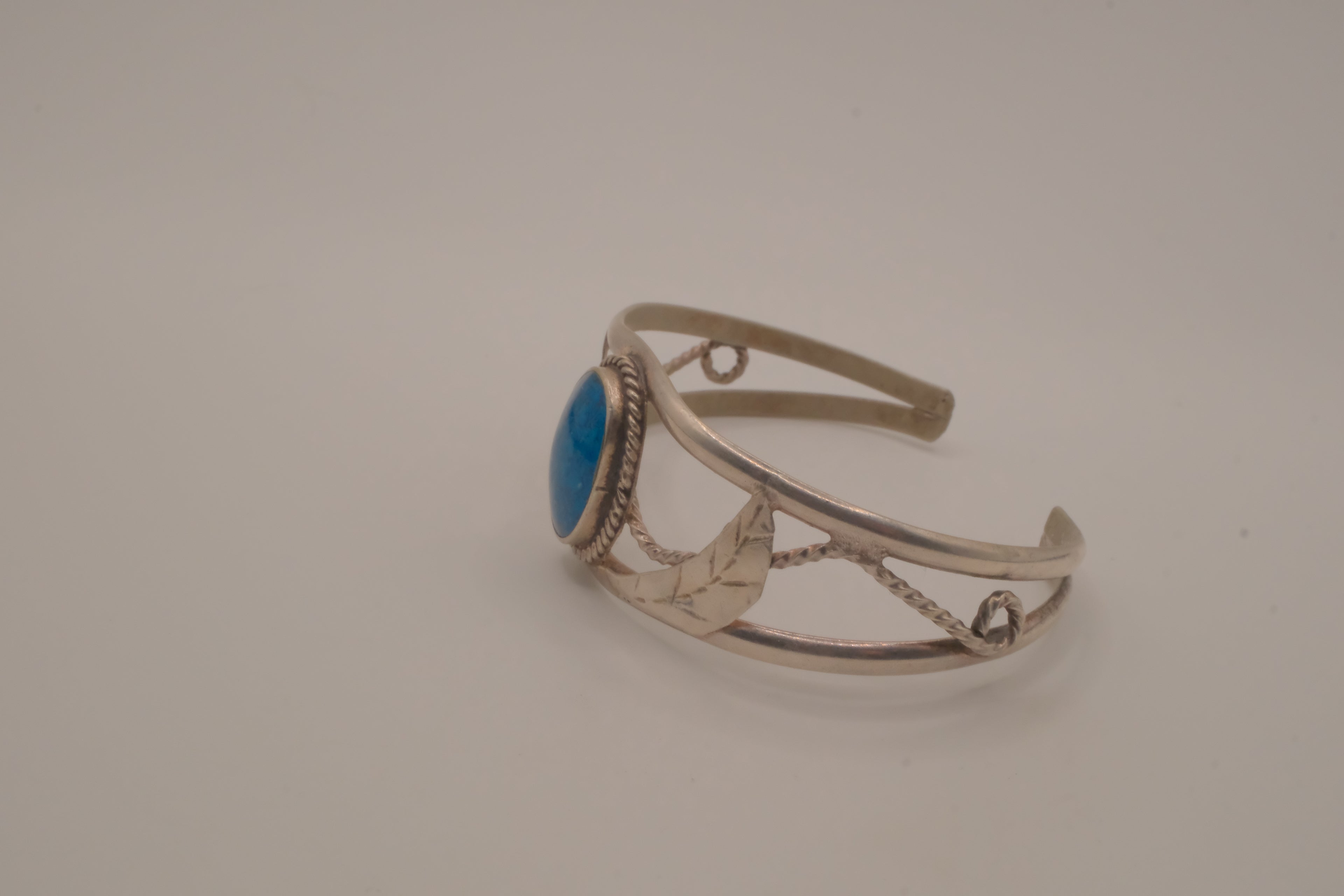 Vintage Mexico Alpaca silver denim lapis cuff bracelet