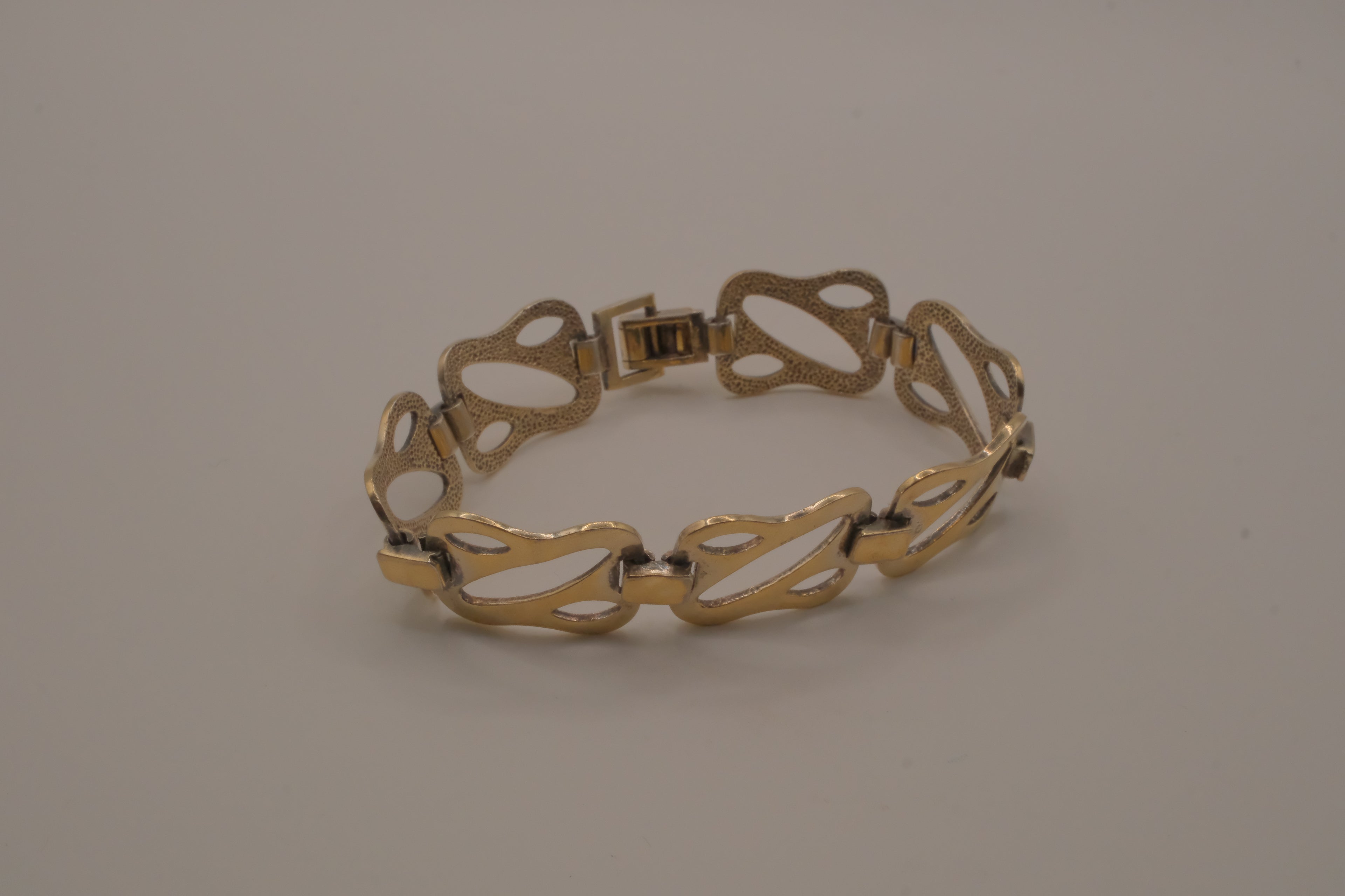 Vintage Sterling silver Art Nouveau stylized flower link bracelet