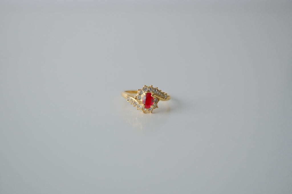 Vintage Gold Cocktail Stone Ring