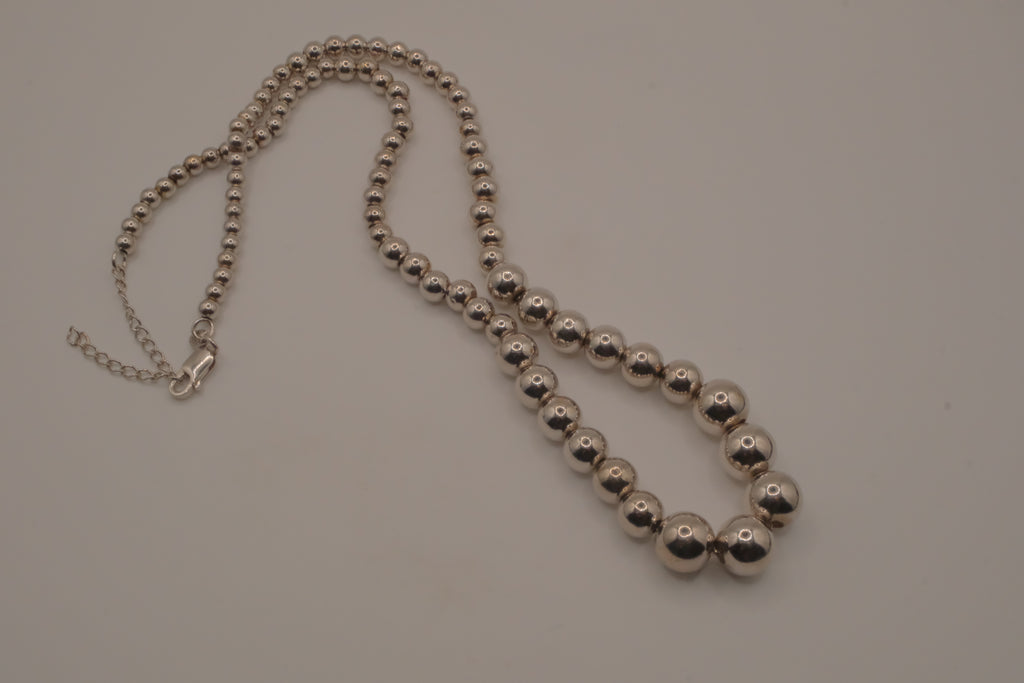 KA Sterling silver Graduated Ball Necklace&nbsp;