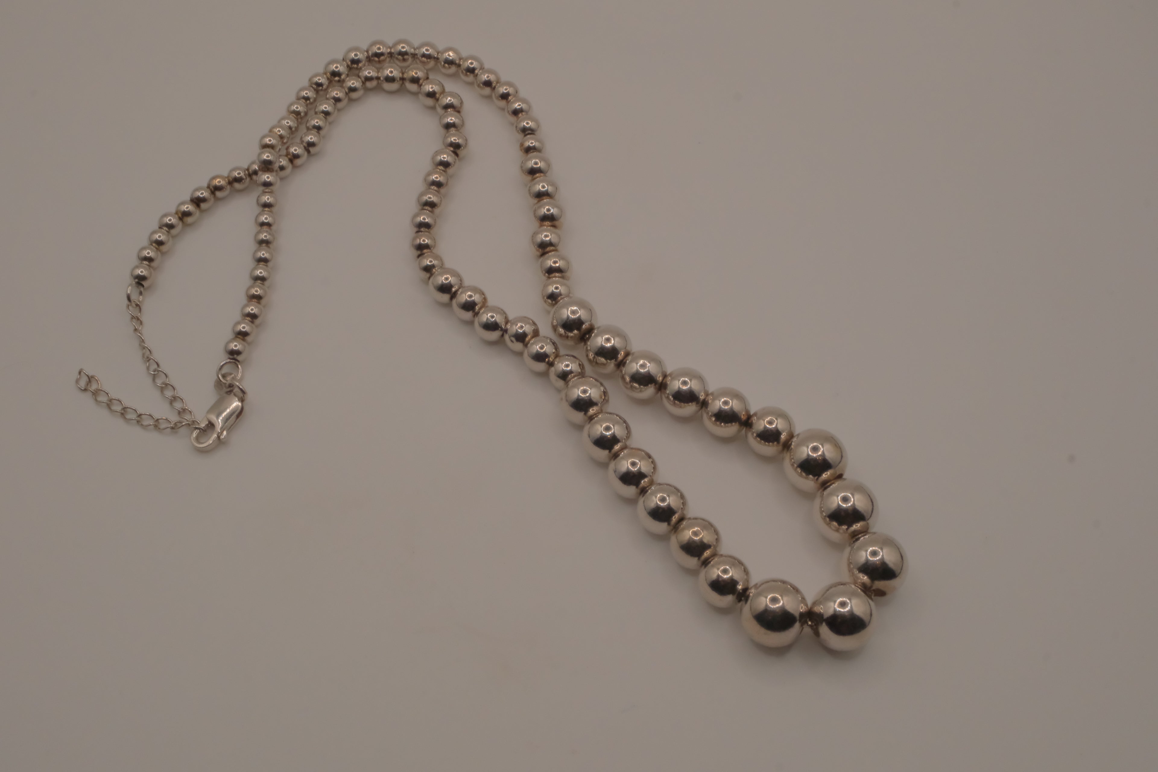 KA Sterling silver Graduated Ball Necklace&nbsp;