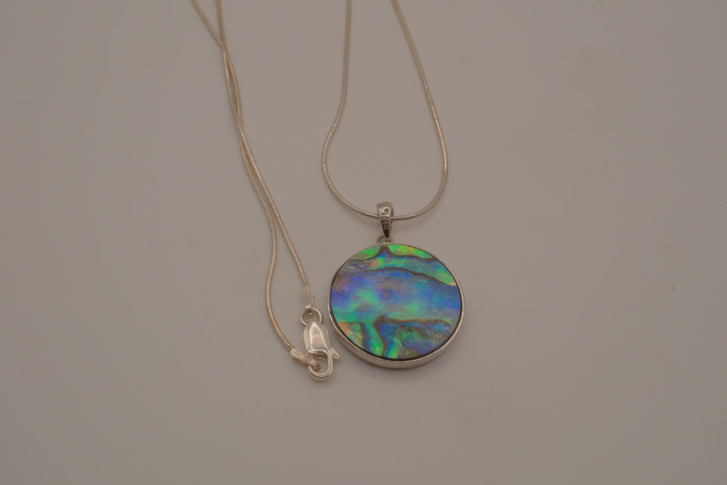 Sterling silver bear paw Abalone shell pendant Necklace&nbsp;