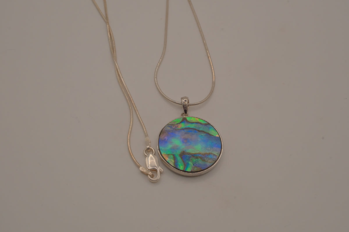Sterling silver bear paw Abalone shell pendant Necklace&nbsp;