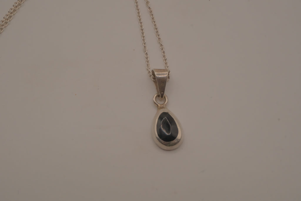 Sterling silver dainty black onyx teardrop pendant necklace