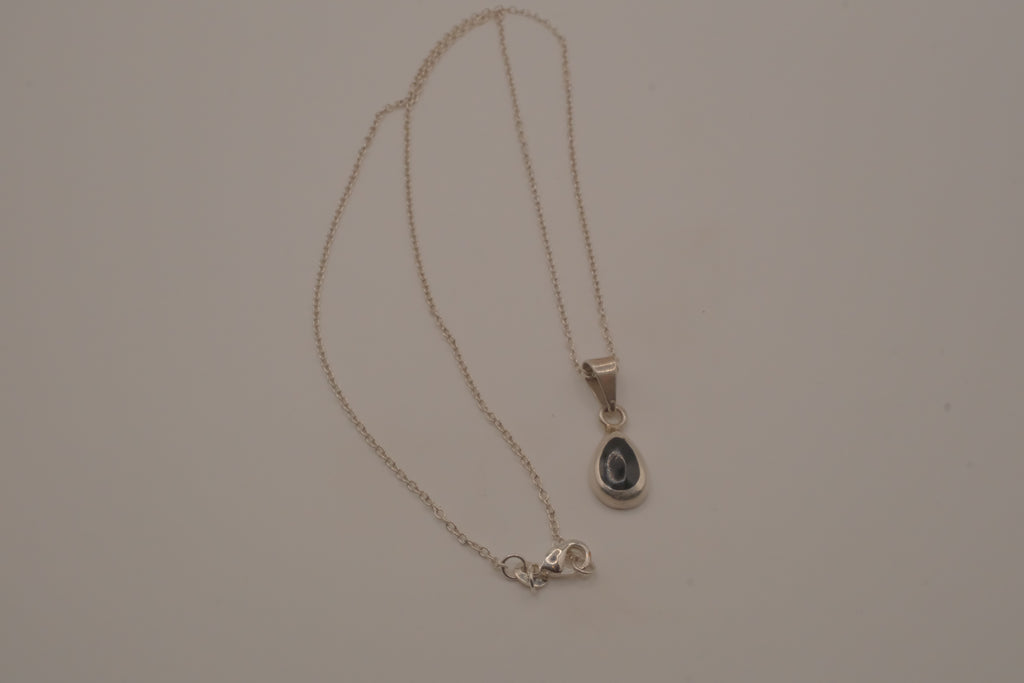 Sterling silver dainty black onyx teardrop pendant necklace