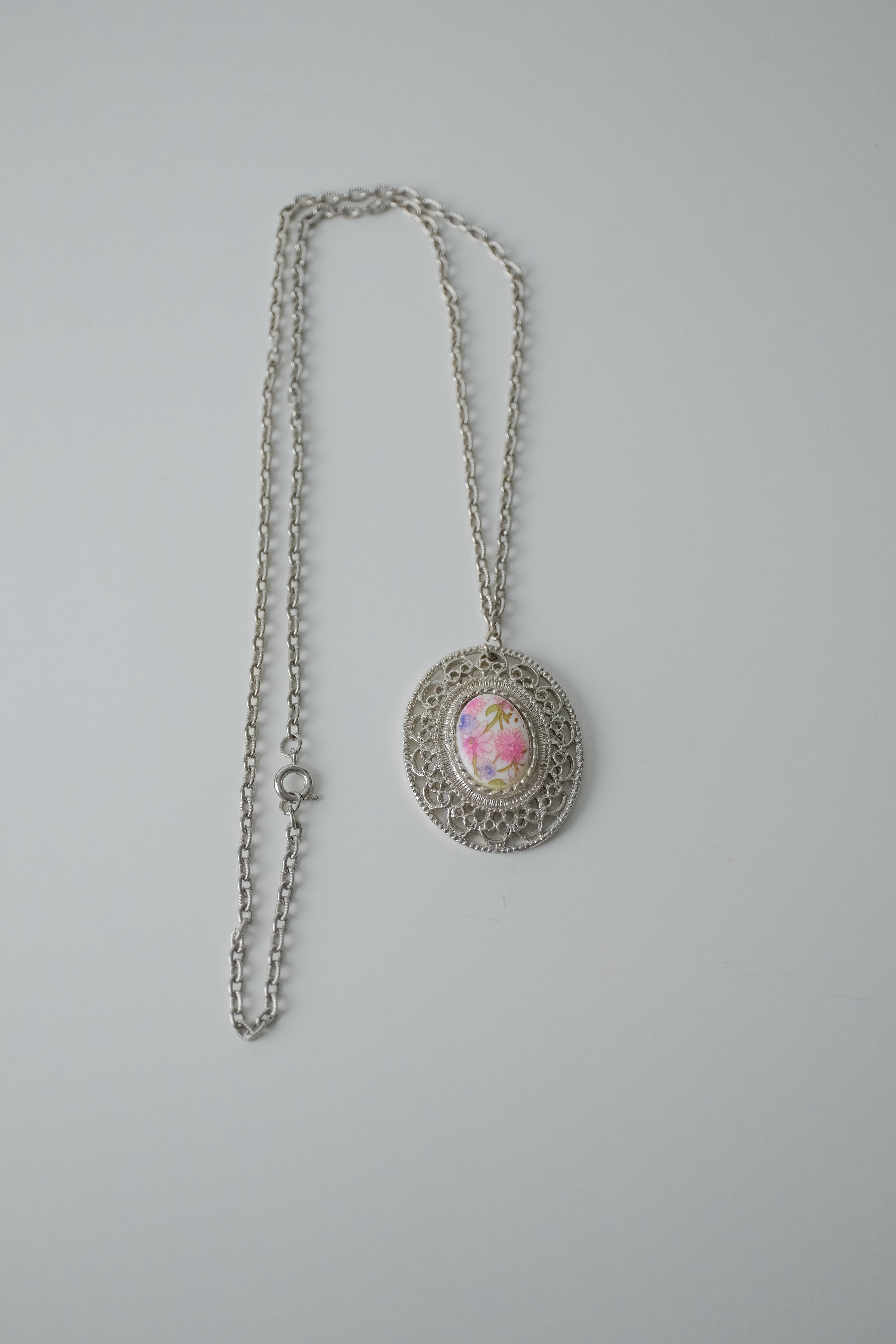 Vintage Floral Painted Filigree Necklace