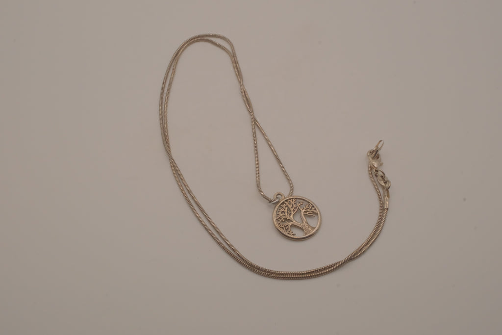 Sterling silver tree of life pendant necklace