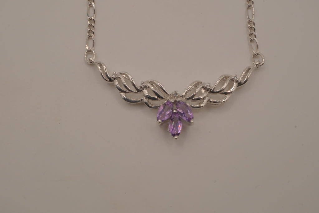 Vintage Purple stone swirled ribbon necklace