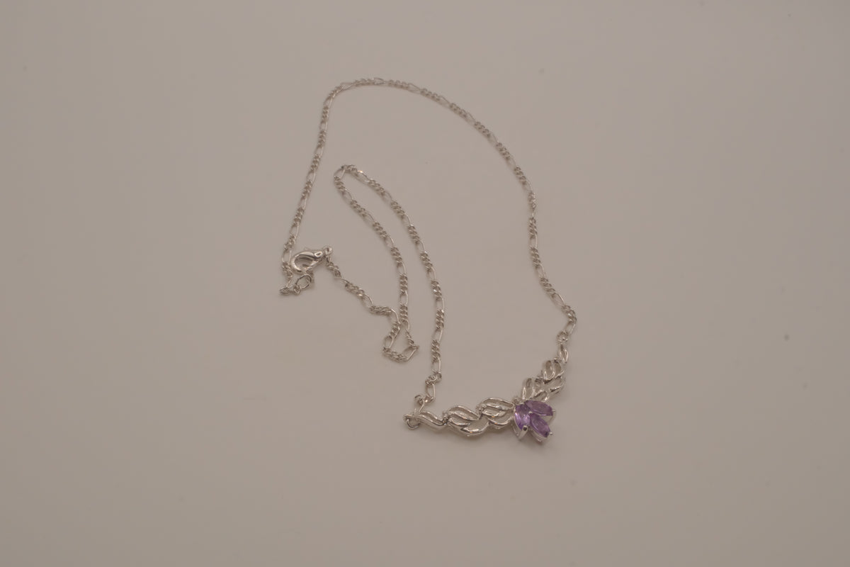 Vintage Purple stone swirled ribbon necklace