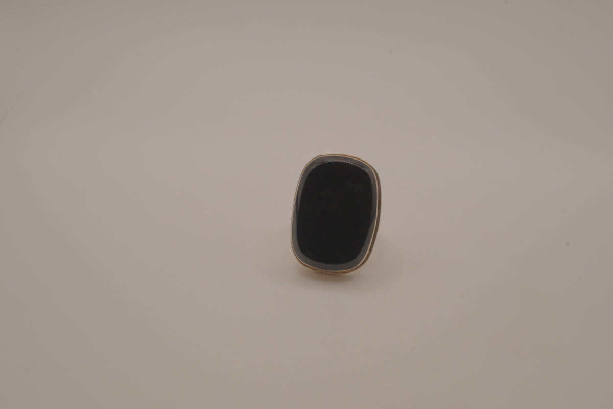 Sterling silver cushion-cut black onyx statement ring