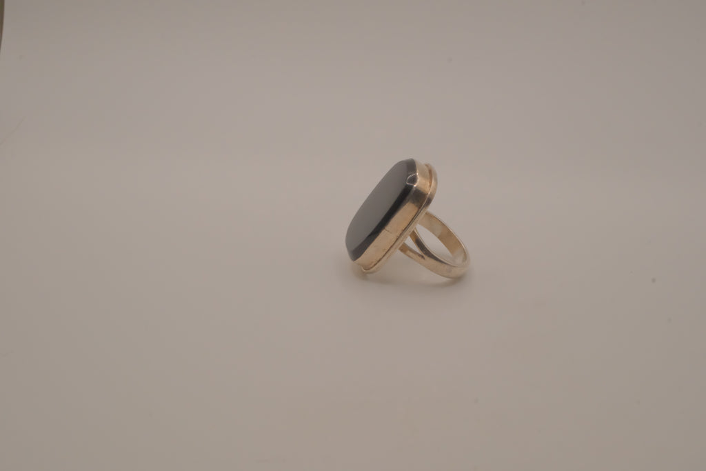 Sterling silver cushion-cut black onyx statement ring