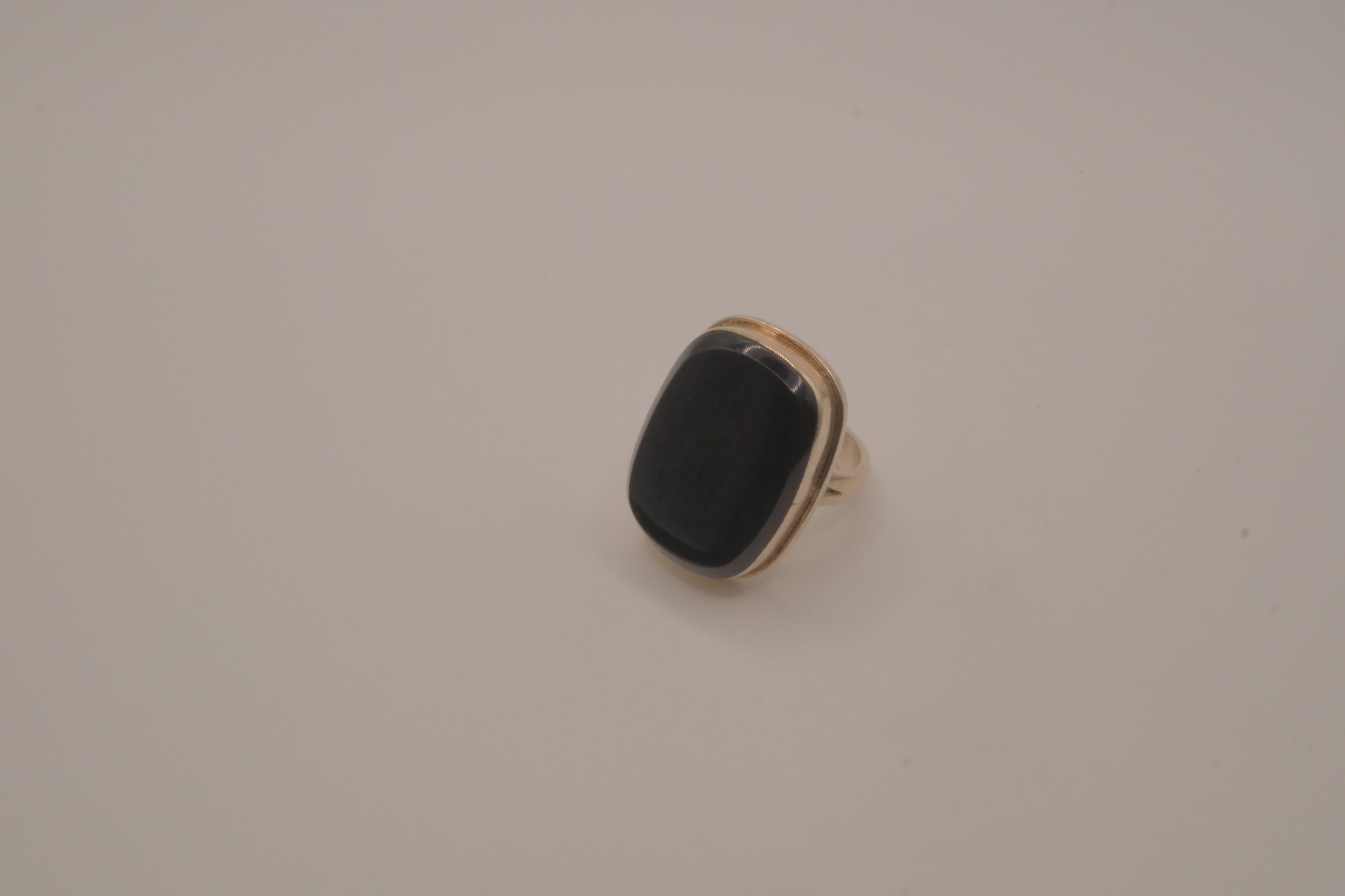 Sterling silver cushion-cut black onyx statement ring
