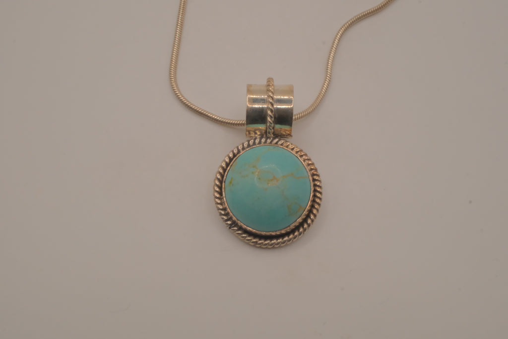 Sterling silver turquoise pendant necklace