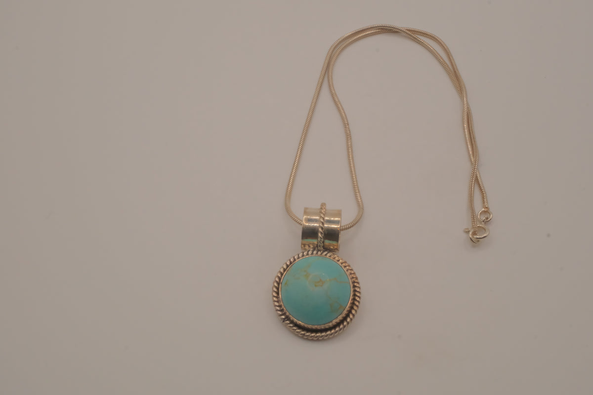 Sterling silver turquoise pendant necklace
