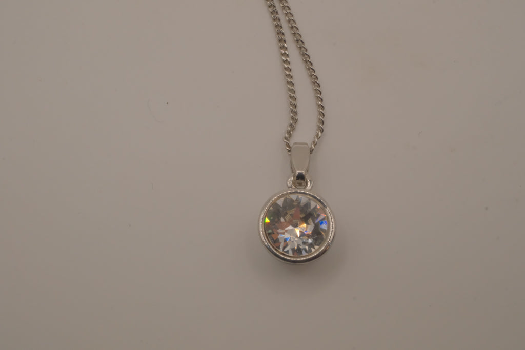 Elegant silver solitaire pendant necklace
