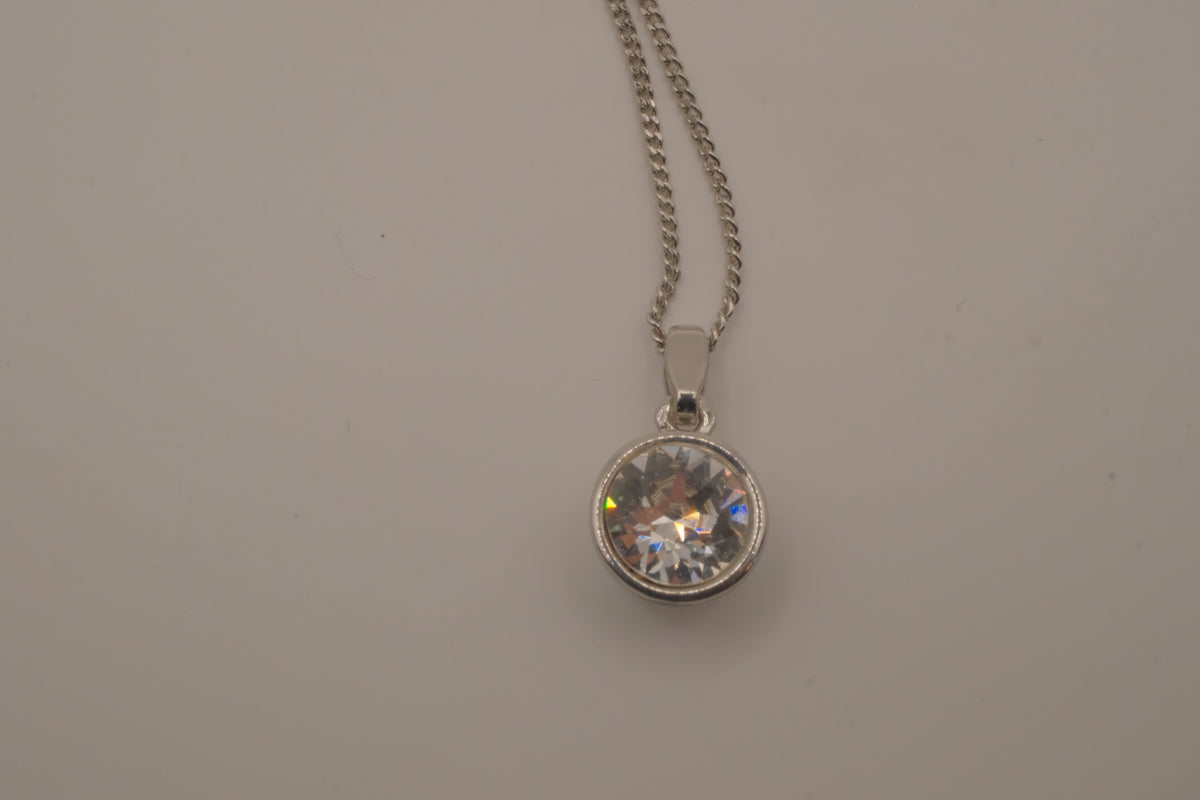 Elegant silver solitaire pendant necklace
