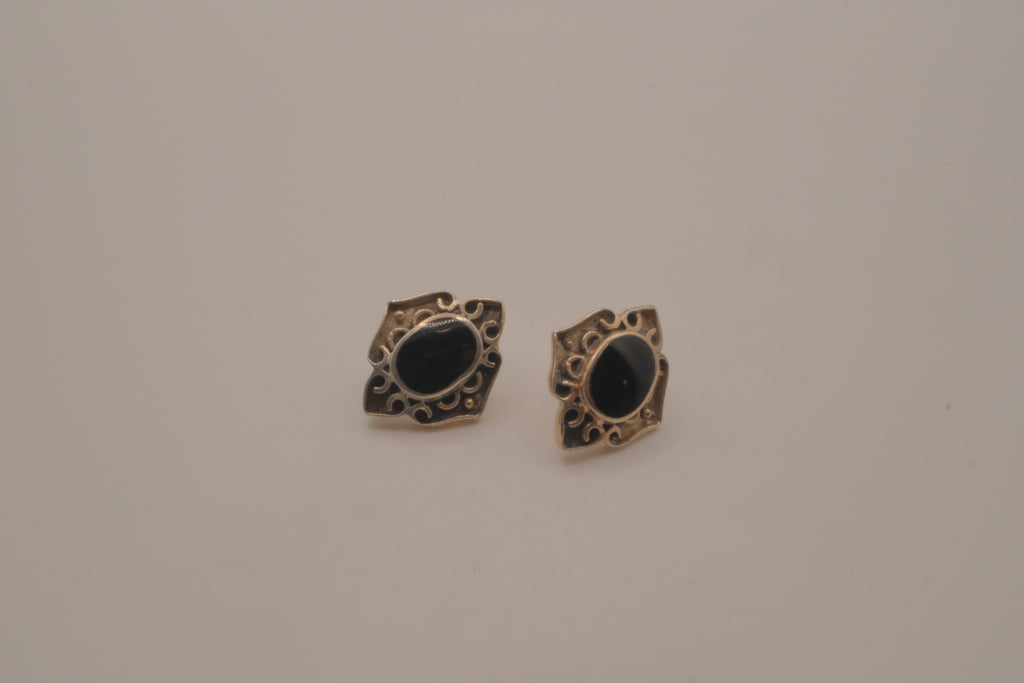 Vintage Sterling silver onyx openwork stud earrings