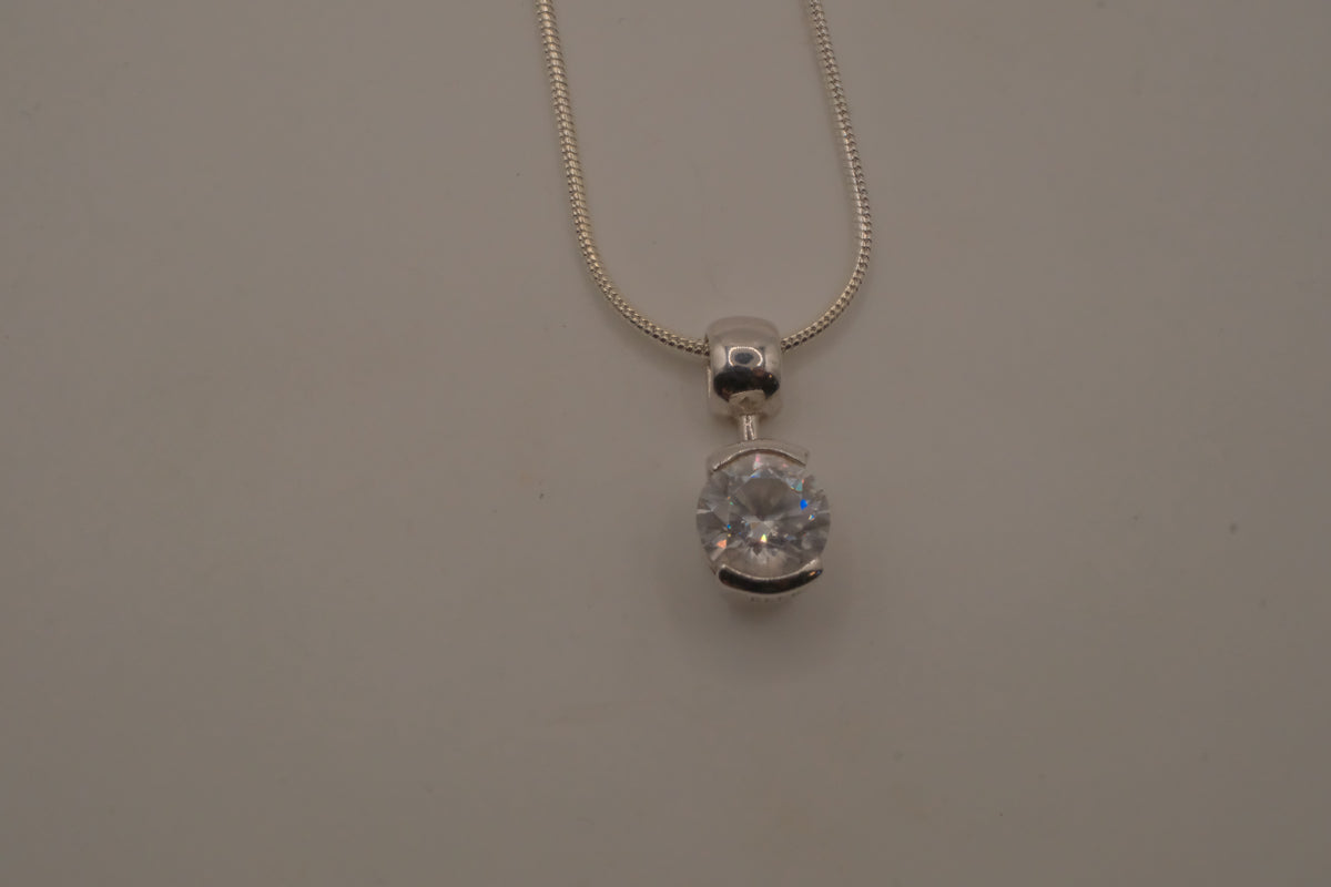Elle Sterling silver dainty round white stone pendant necklace