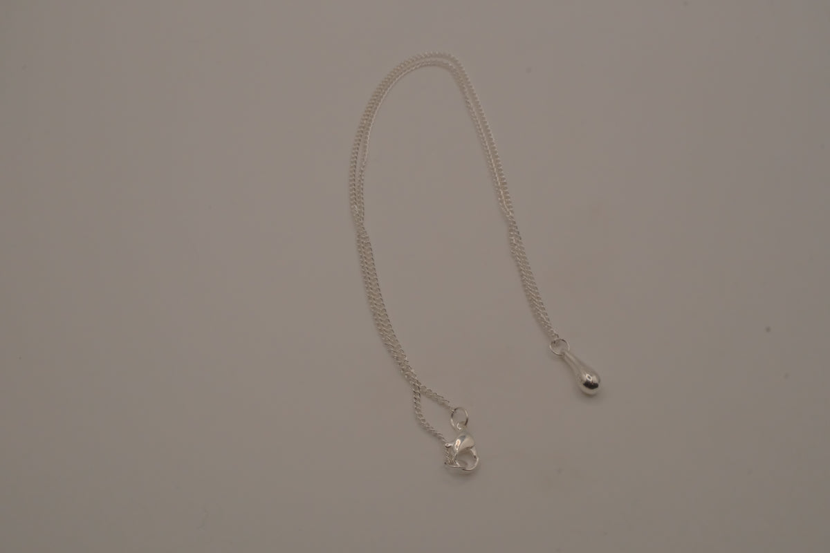 Sterling silver dainty teardrop pendant necklace