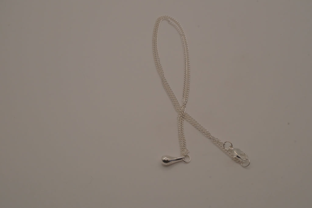 Sterling silver dainty teardrop pendant necklace