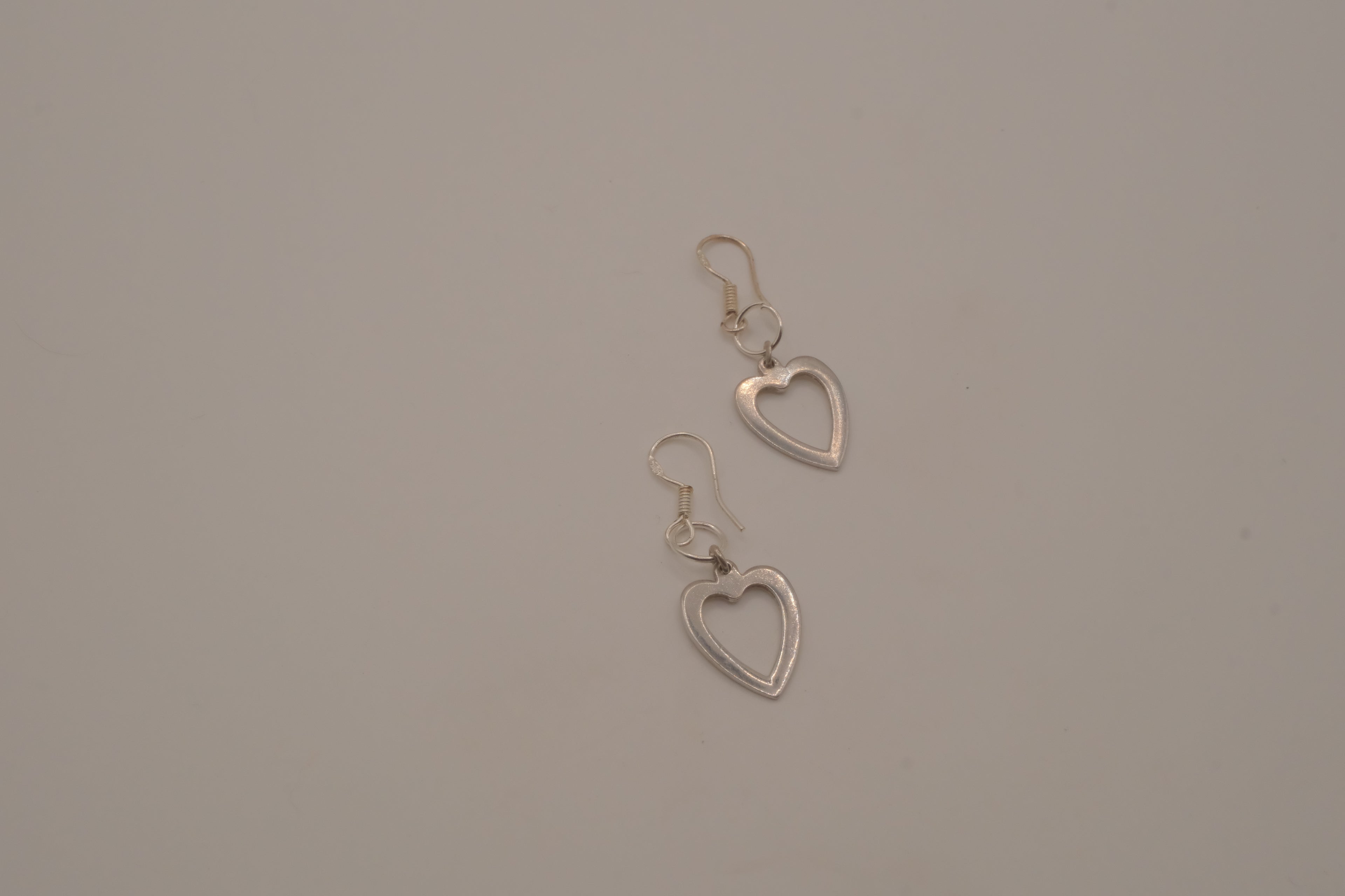 Sterling silver open heart dangle earrings&nbsp;