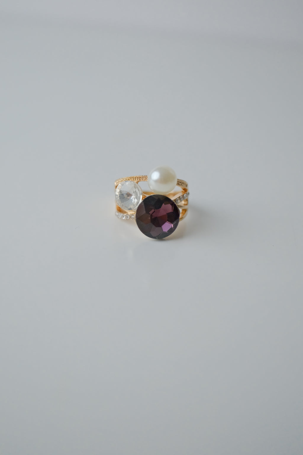 Vintage Multi stone Gold Tone Ring