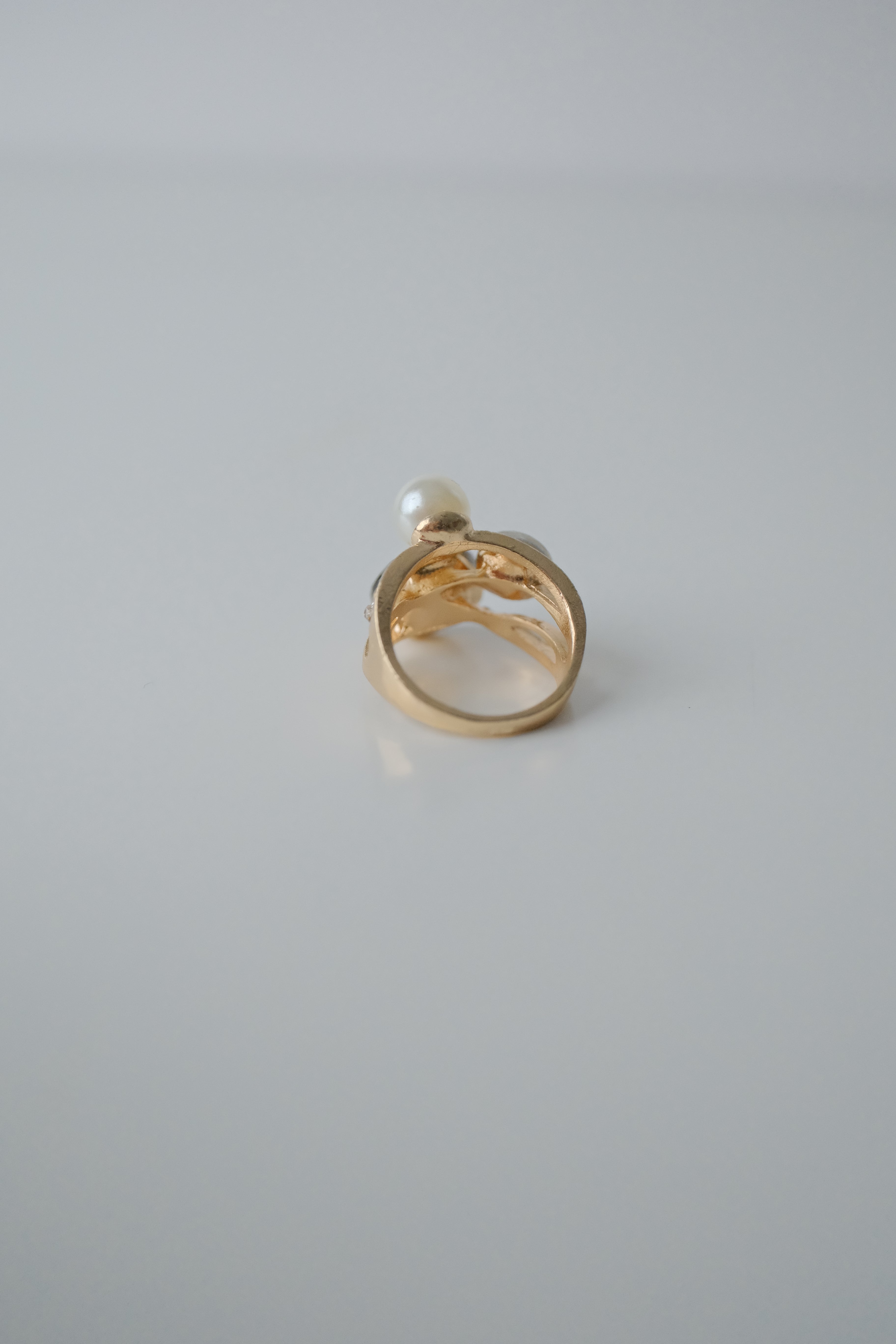 Vintage Multi stone Gold Tone Ring