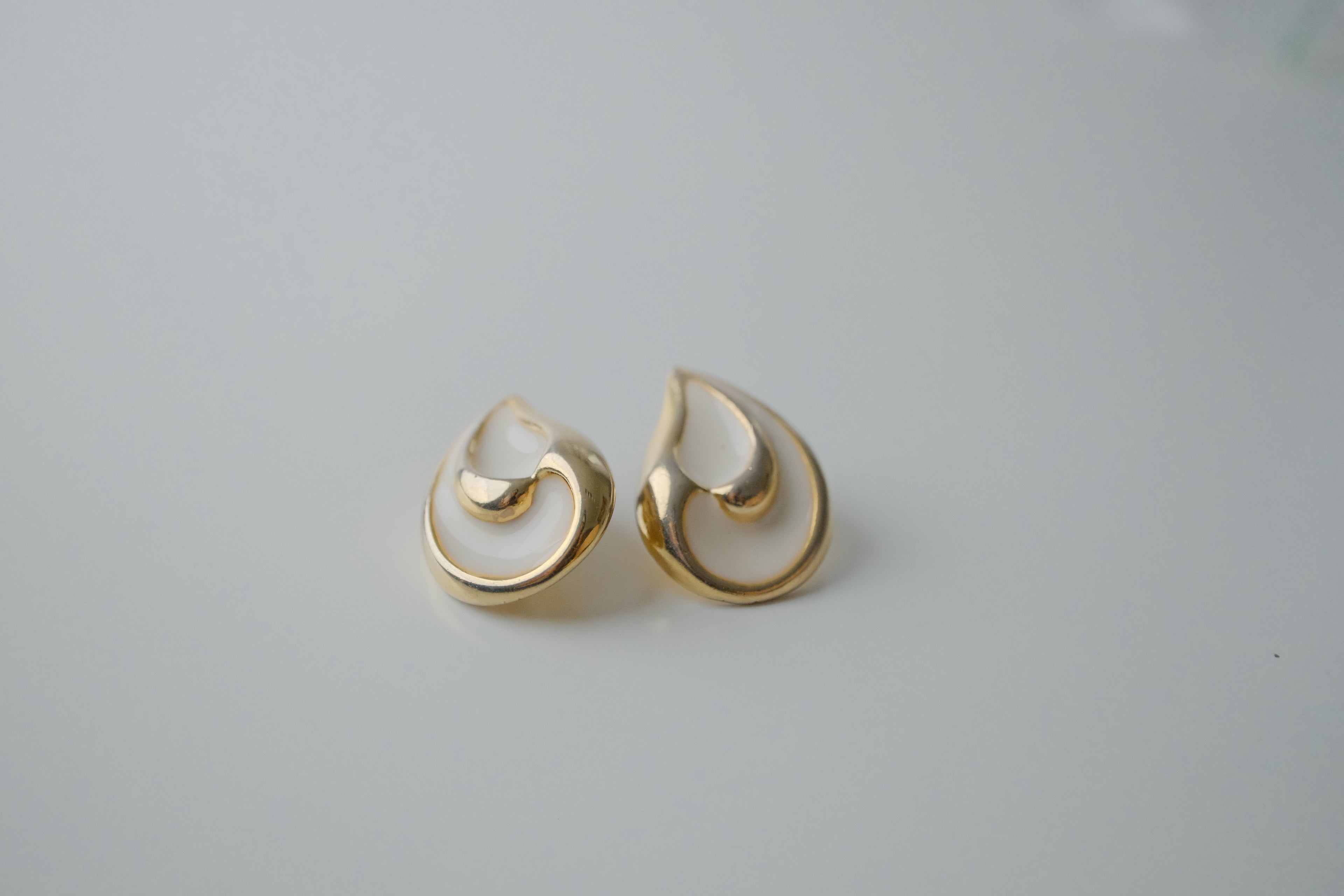 Vintage Gold Teardrop Enamel Earrings