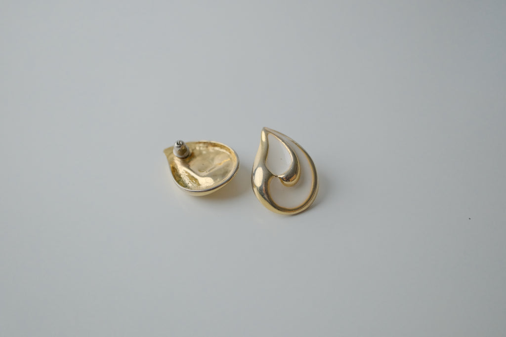 Vintage Gold Teardrop Enamel Earrings