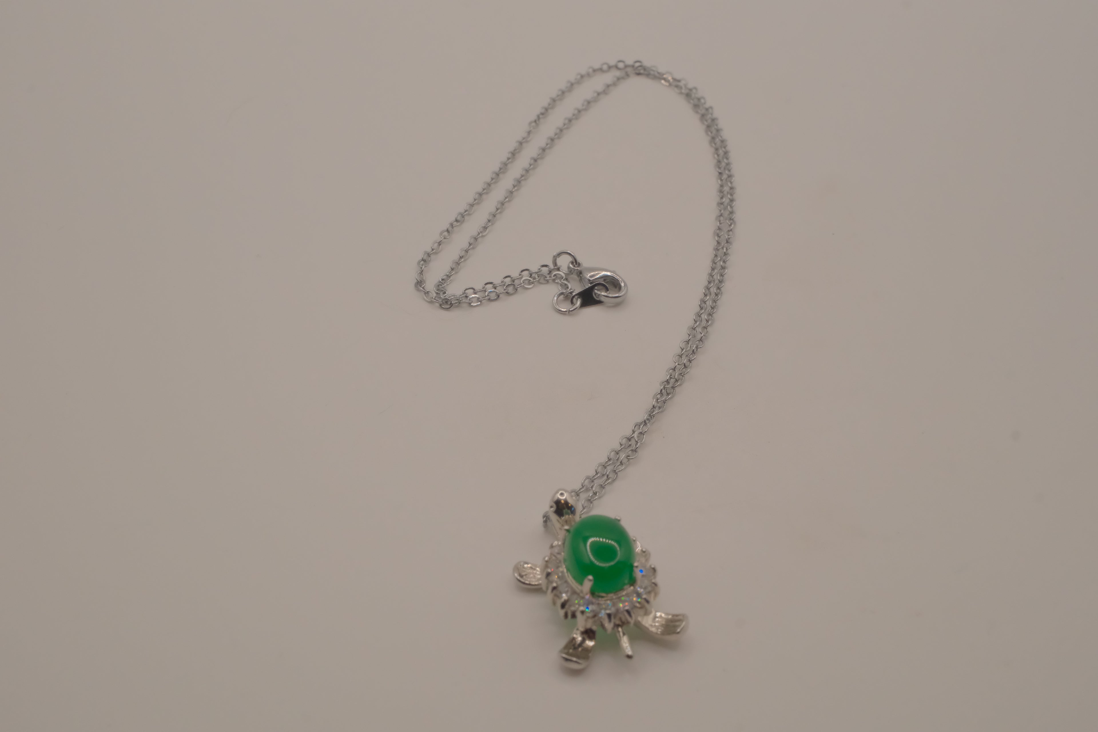 Sterling silver Jade turtle pendant necklace