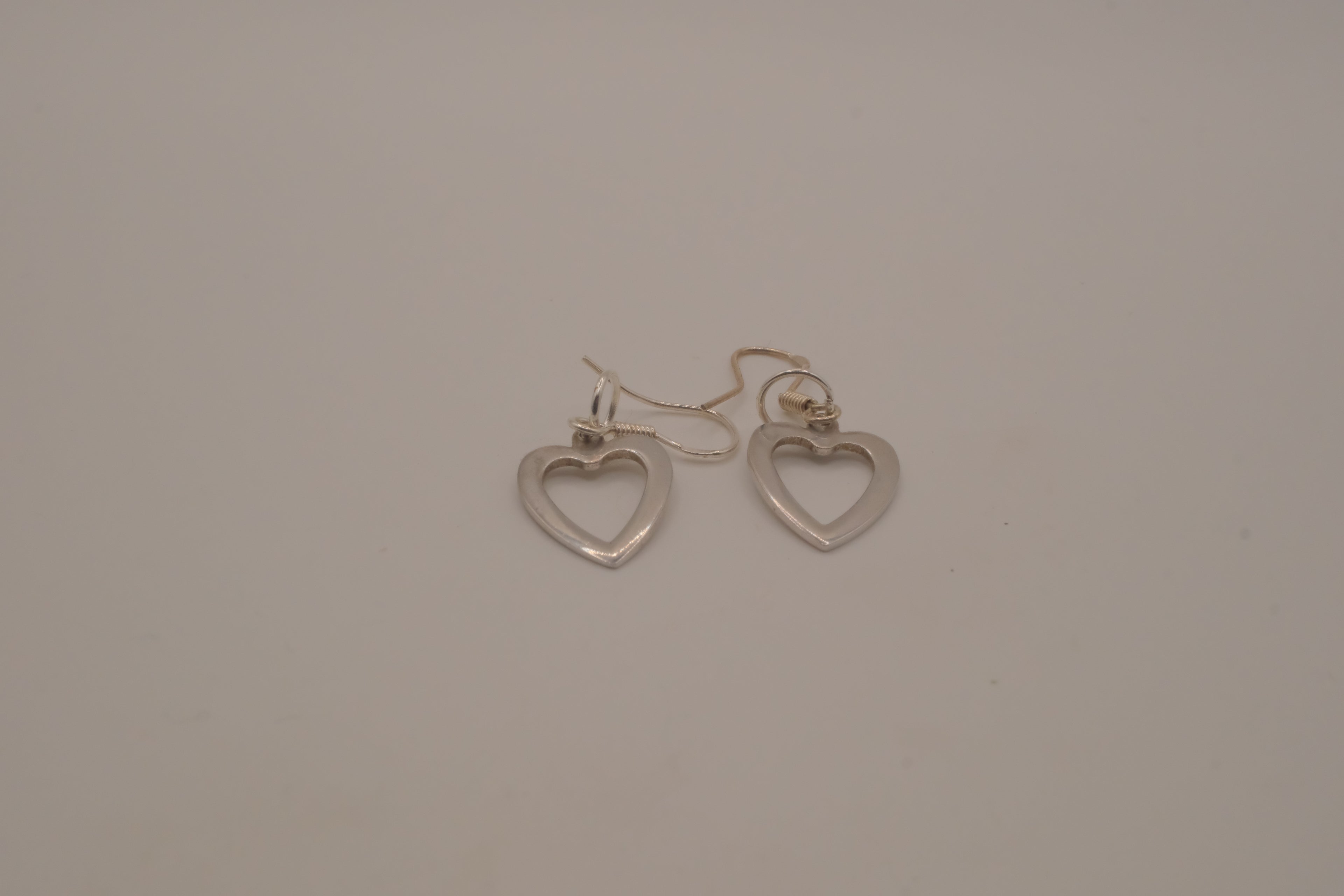 Sterling silver Open heart dangle earrings&nbsp;