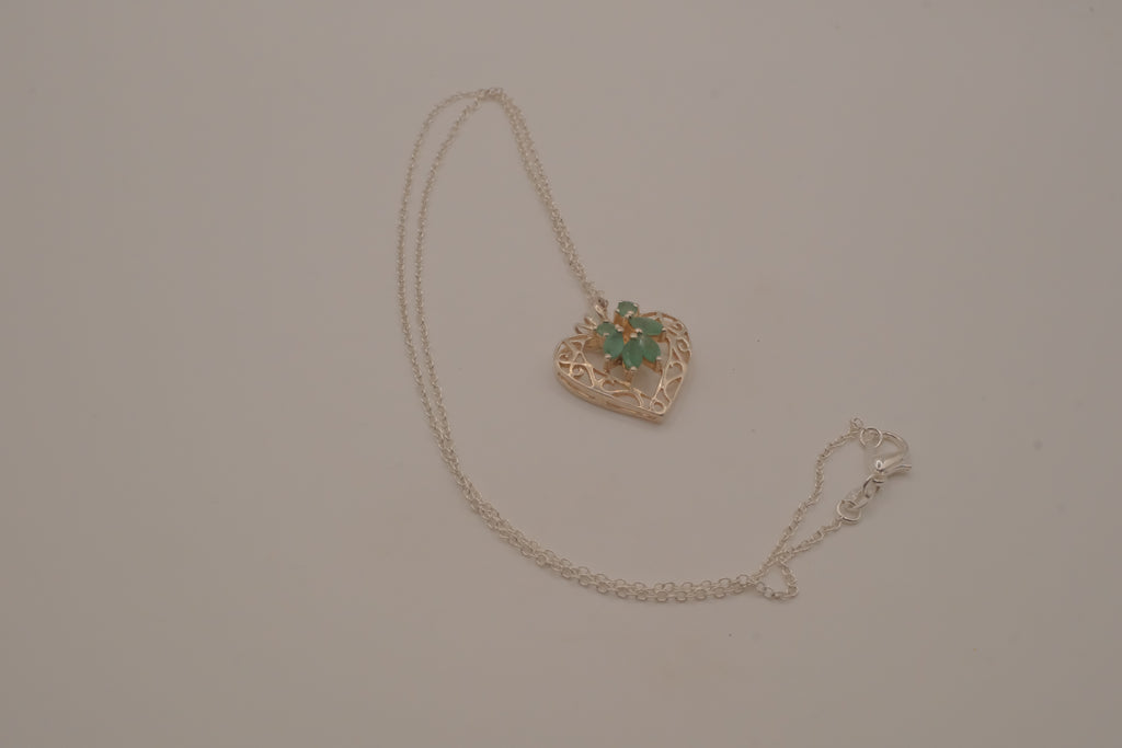 Sterling silver filigree heart pendant necklace